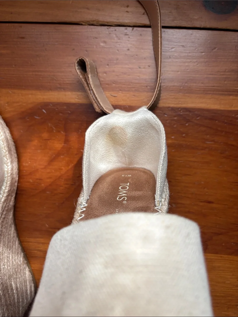 Toms beige canvas